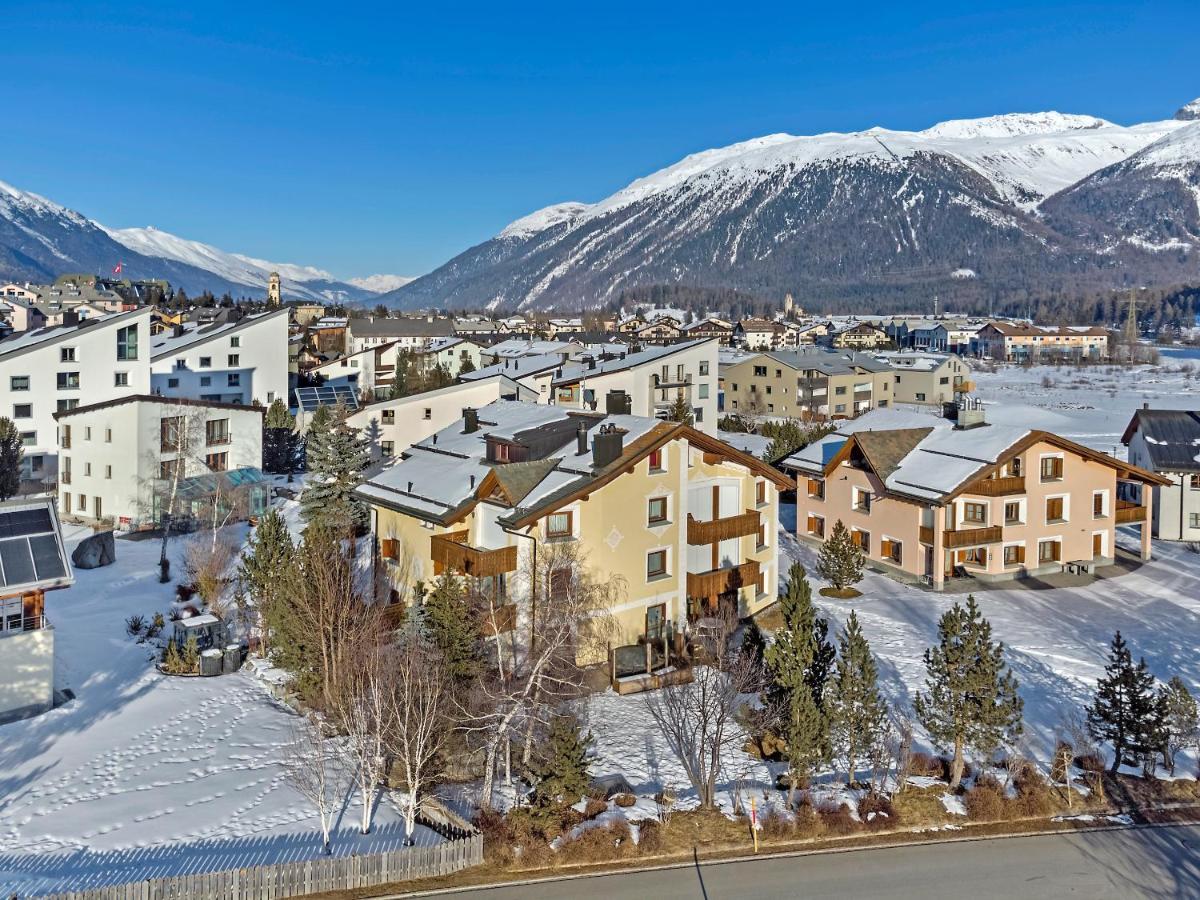 Stambuoch Apartamento Celerina/Schlarigna Exterior foto